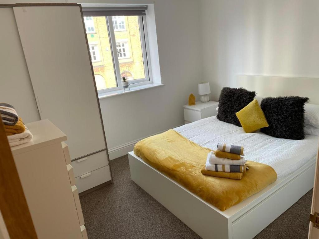 Central Hull Spacious Apartment H3 Kingston upon Hull Dış mekan fotoğraf